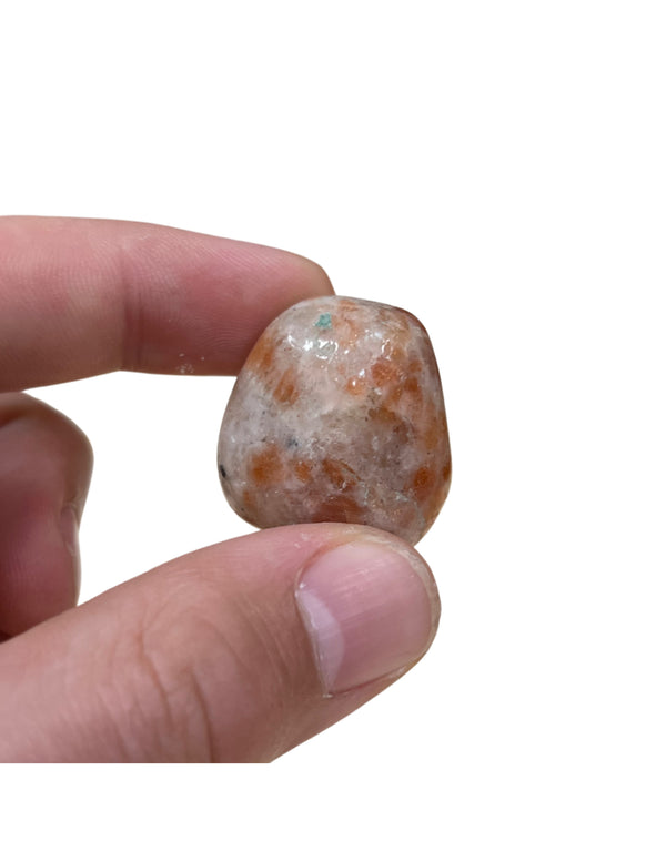 Zonnesteen knuffelstenen AA kwaliteit 100 gram ca 3 stuks