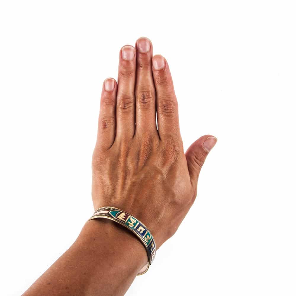 tibetaanse armband om hand om mani padme hum