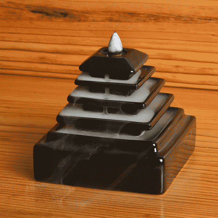 Backflow Wierook Houder Piramide Keramiek (9.5 cm)