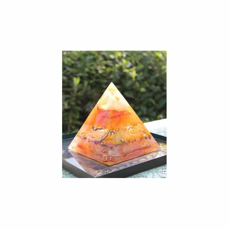 Orgonite Piramide Amethist/ Bergkristal/ Rozenkwarts - "Baroque" - (125 mm)