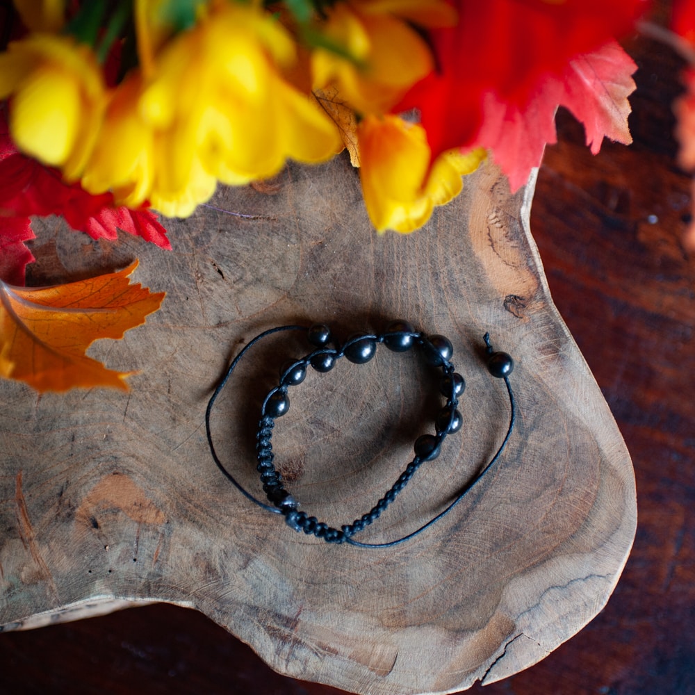 armband met zwarte kralen 