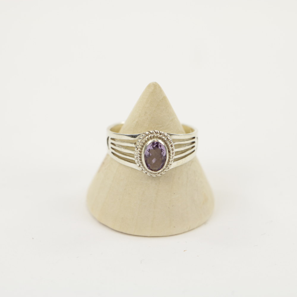 Zilveren Ring met Amethist Maat 18 - Model 1 (Sterling Zilver 925)