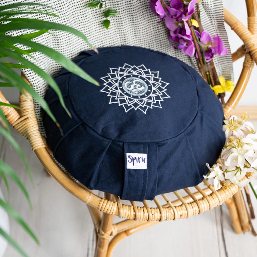 spiru meditatiekussen zafu geplooid ohm