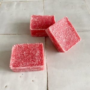 Amberblokje 'Sweet Pink' per stuk - 4 cm