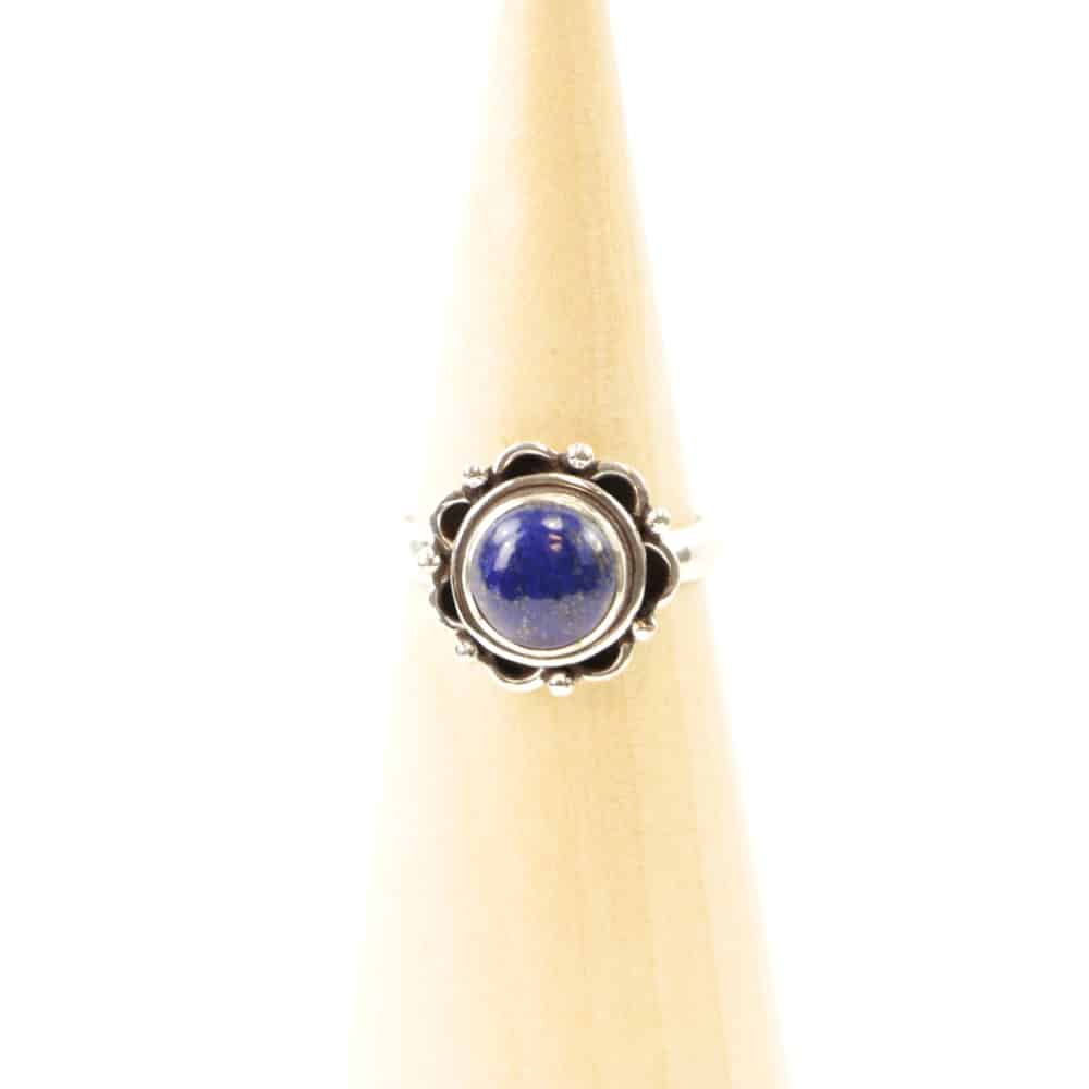 Zilveren Dakini Ring met Lapis Lazulli, Handgesmeed uit Nepal