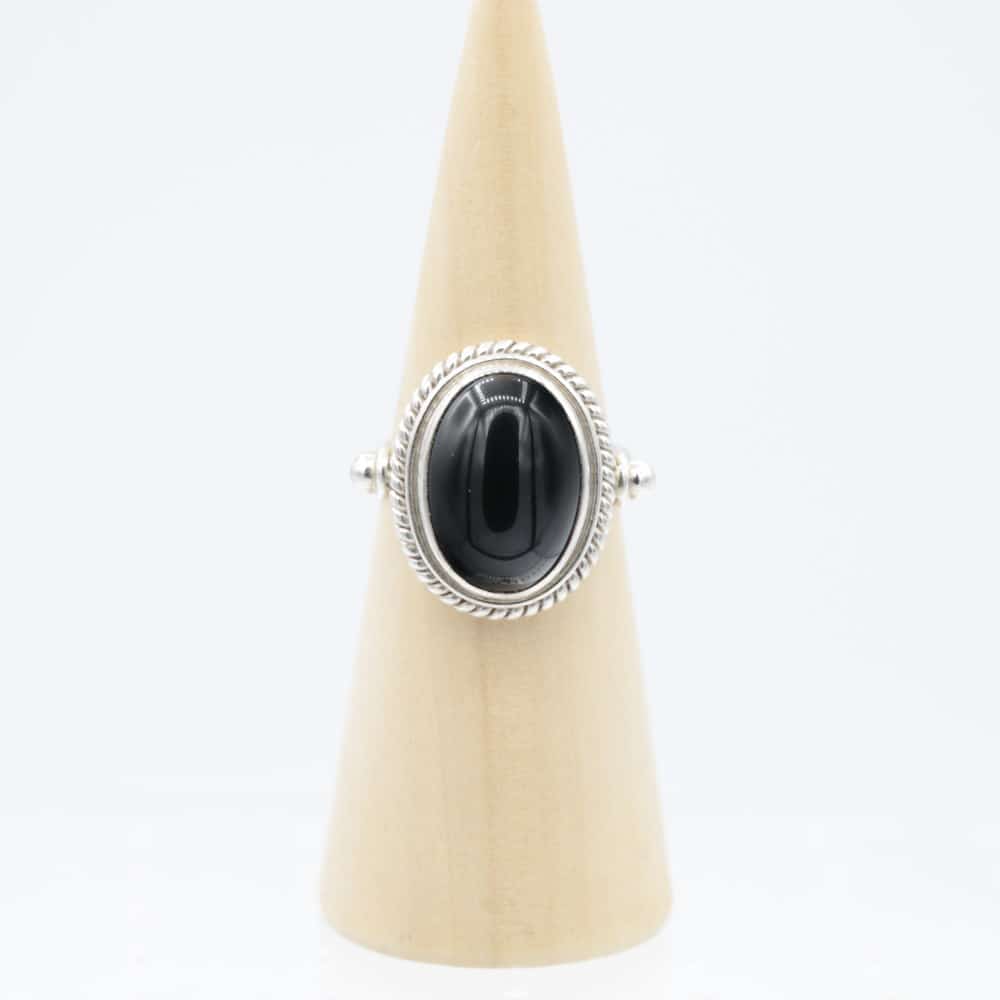 Zilveren Ring met Zwarte Onyx, Handgemaakt in Nepal