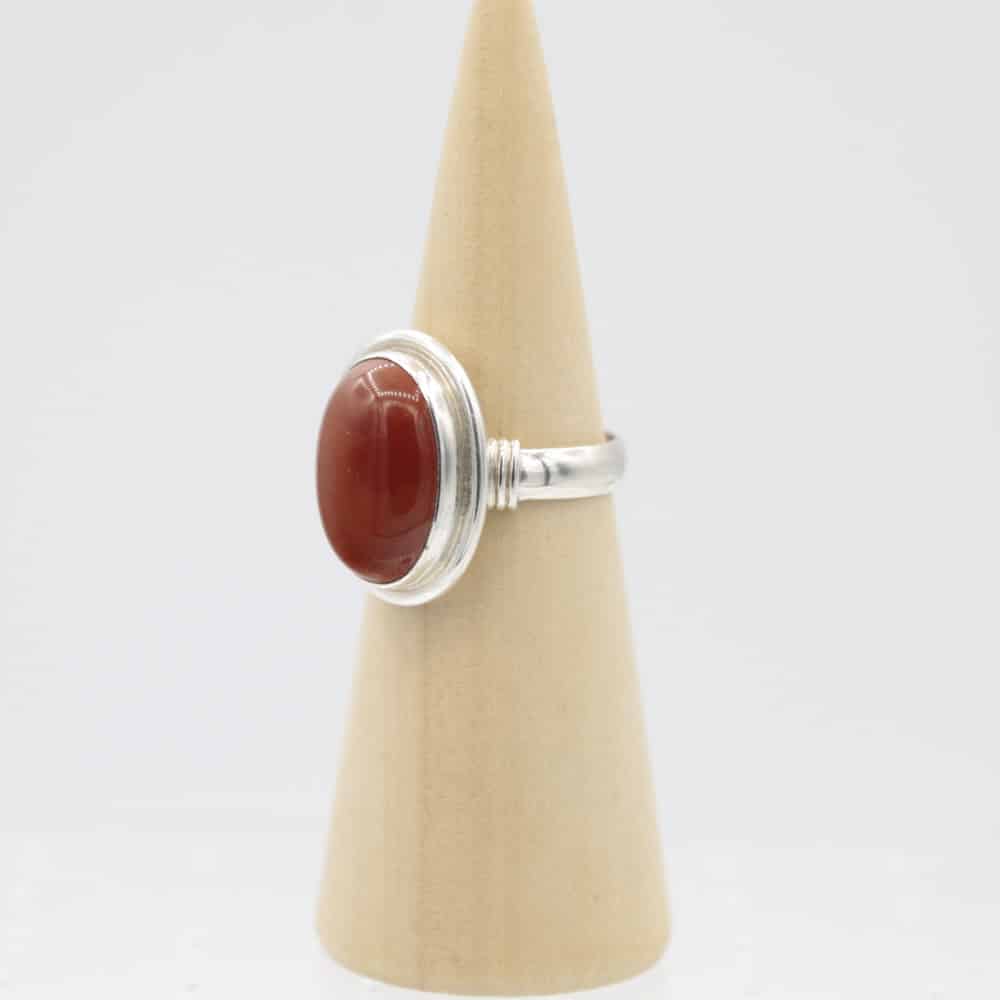 Zilveren Ring met Rode Jaspis Steen uit Nepal